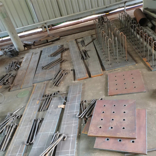 有哪些其他因素会影响滨州预埋件位置的确定？